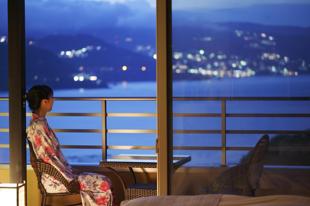時間を旅する宿 海のはな 熱海市 部屋 写真